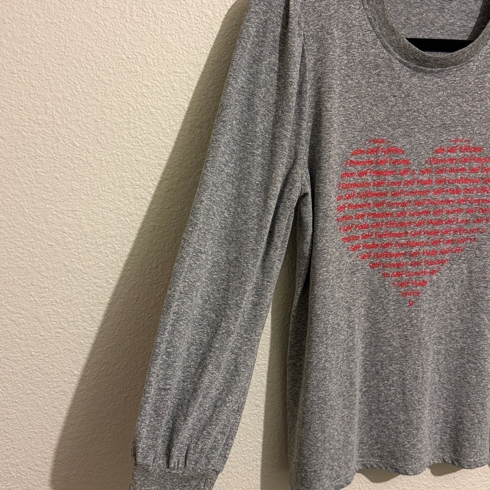 Anthropologie Self Contrast Heather Gray Long Sleeve Top Red Heart Design - Picture 4 of 5
